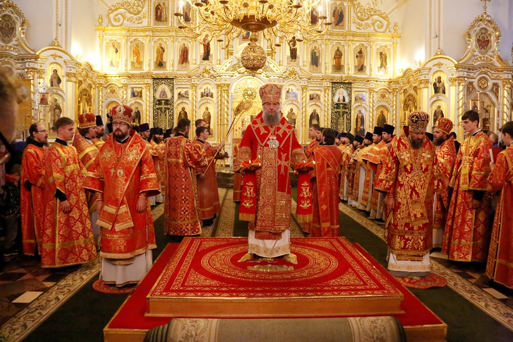 в Свято-Феодоровском кафедральном соборе была совершена Божественная литургия